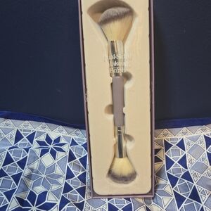 Luxe + Willow Makeup Brush